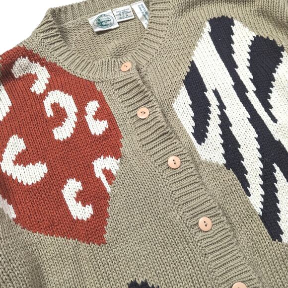 Vintage Colter Bay Cardigan Adult Size Medium Tan Animal Patch Sweater - Picture 2 of 6
